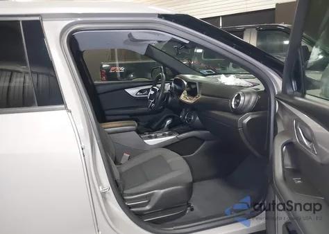 2021 Chevrolet Blazer Awd 2Lt from USA, damaged, VIN 3GNKBHR4XMS587238